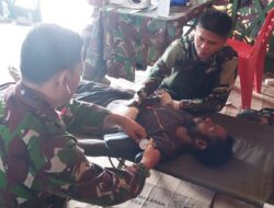 Pasukan Satgas Yonif R 514 Kostrad Terlibat Langsung Evakuasi Masyarakat Distrik Paro Yang Diteros KSTP