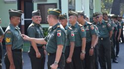 Dandim 0822 Bondowoso Pimpin Upacara 33 Prajurit TNI Naik Pangkat